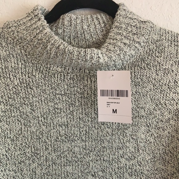 Forever 21 Knit Sweater - Picture 2 of 2